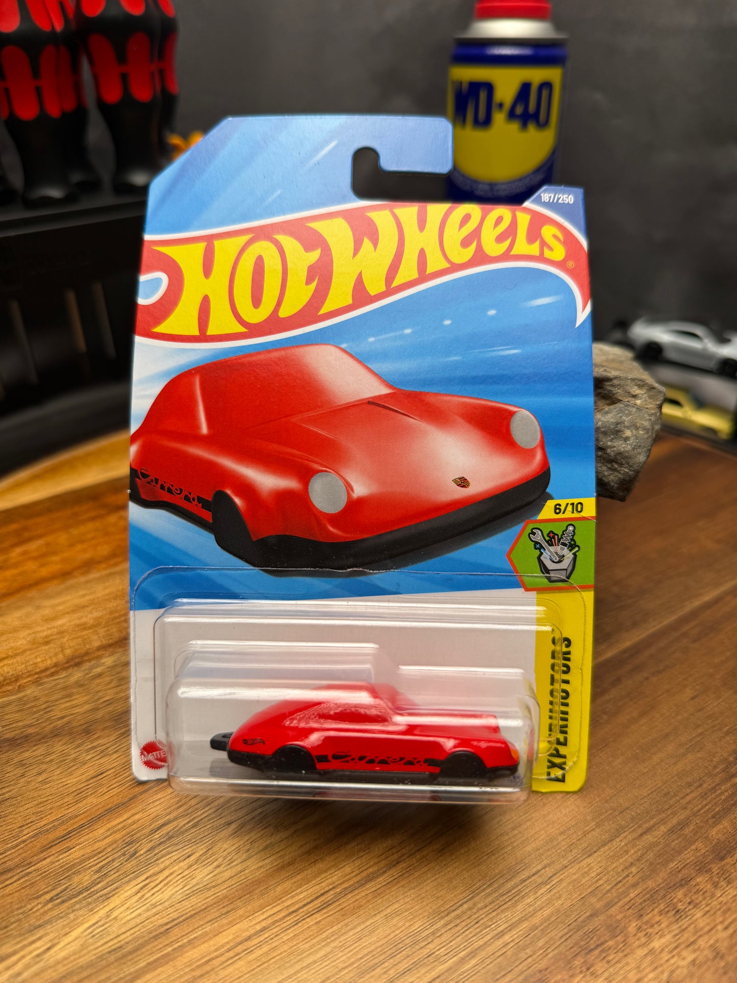 Hot Wheels "Coupe Clip" Keychain | Porsche 911 Carrera Tribute